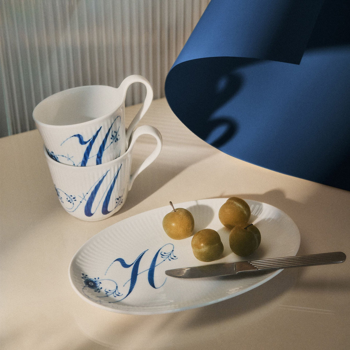 Alphabet Collection High Handle Cup, M, 33 cl - US 5066