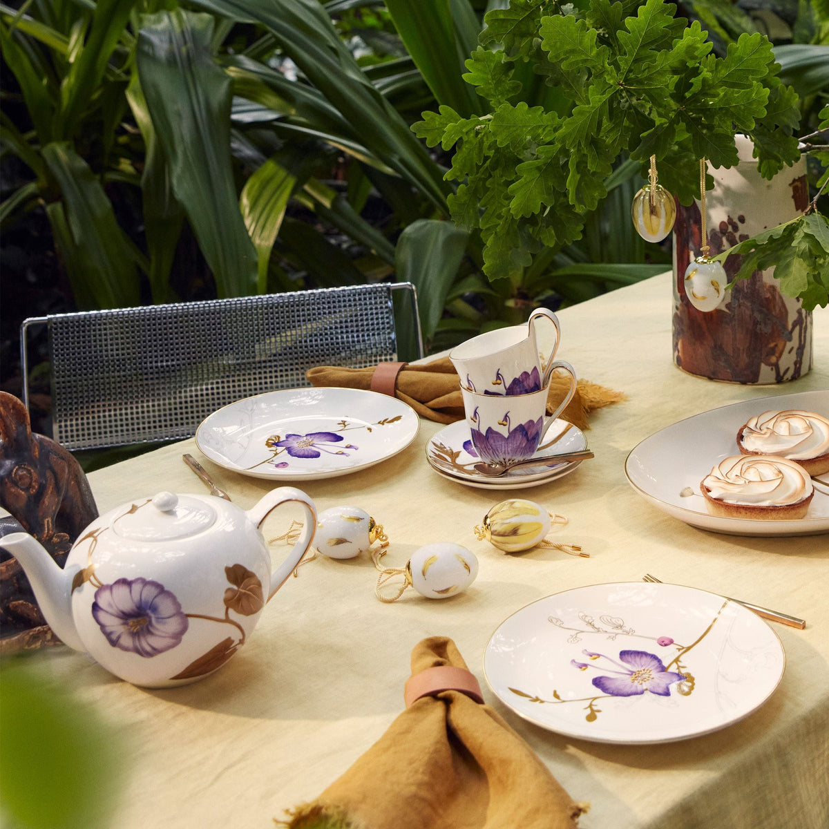 Flora High Handle Cup and Saucer, Pansy, 27 cl - US 0226