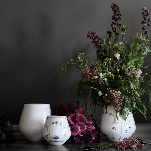 Blue Fluted Plain Vase, 20.5 cm - US 8508